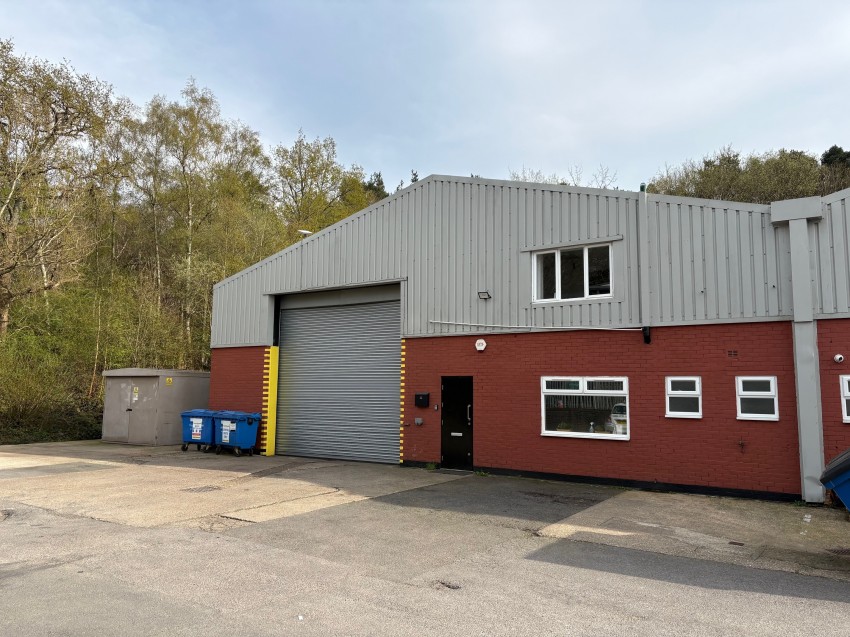 Images for Burns Way, Holmbush Potteries Estate, Faygate, Horsham