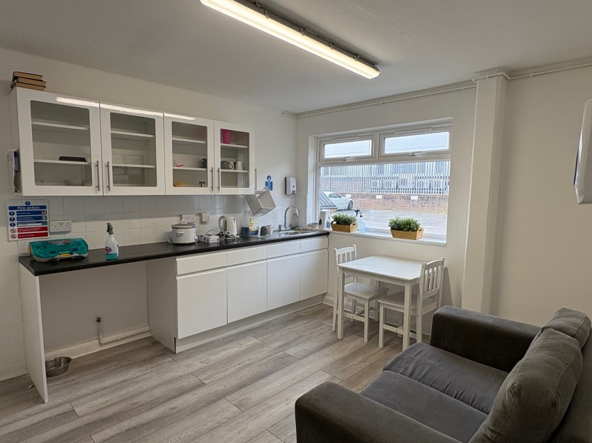 Images for Burns Way, Holmbush Potteries Estate, Faygate, Horsham