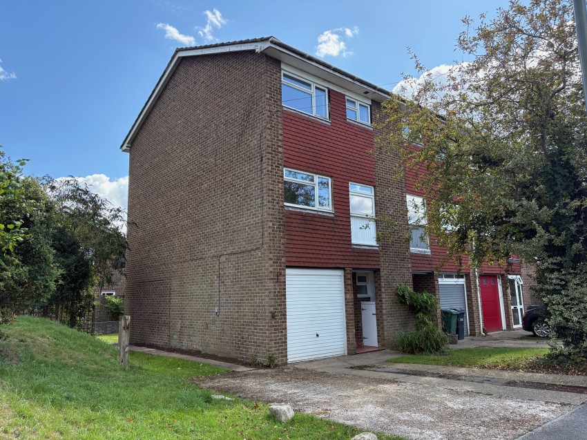 Images for Durfold Drive, Reigate