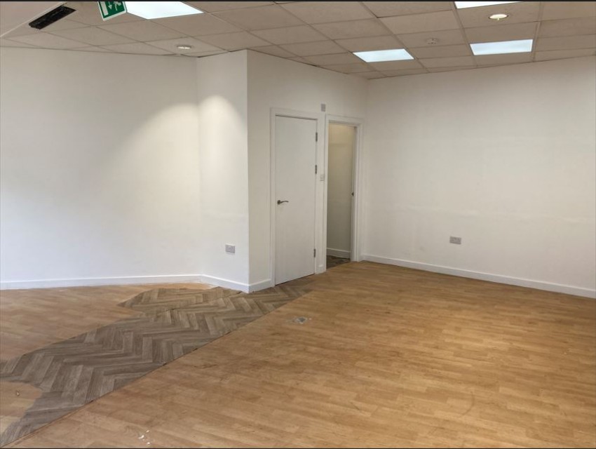 Images for High Street, Leatherhead