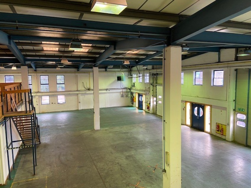 Images for Glebeland Centre, Vincent Lane, Dorking