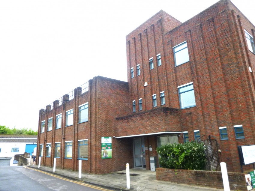 Images for Glebeland Centre, Vincent Lane, Dorking