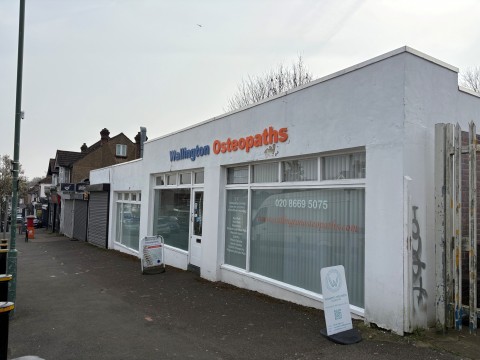 View Full Details for Station Approach, Gordon Road, Carshalton